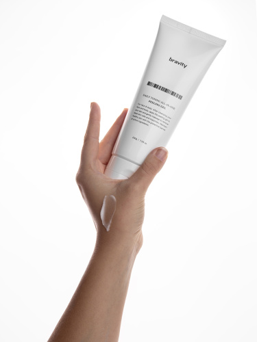 Bravity Daily Toning All In One Peeling Gel Ежедневный Всё в одном Пилинг гель для кожи лица и тела, 200 г фото 2 Bravity Daily Toning All In One Peeling Gel Ежедневный Всё в одном Пилинг гель для кожи лица и тела, 200 г фото 2