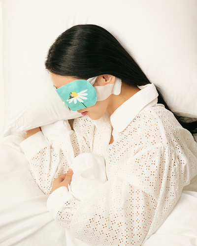 STEAMBASE DAILY EYEMASK CAMOMILE CROWN Паровая анти стресс маска для глаз с ароматом ромашки, 5 шт фото 3